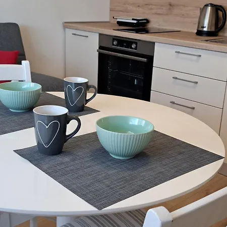 Sea And Mountain Apartment