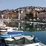 Apartament Sea And Mountain *